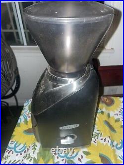Baratza Virtuoso Conical Burr Coffee Grinder Model 586 withLid