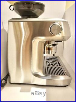 Breville BES980XL The Oracle Espresso Barista Machine with Grinder and Accessories