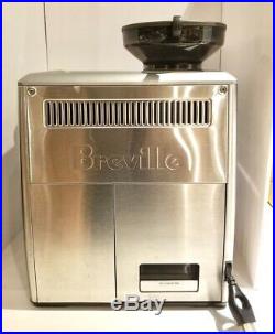Breville BES980XL The Oracle Espresso Barista Machine with Grinder and Accessories