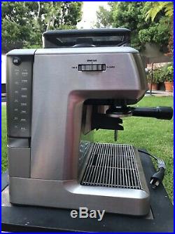 Breville Barista Express BES860XL Espresso Machine with Burr Grinder