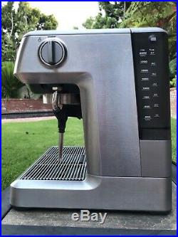 Breville Barista Express BES860XL Espresso Machine with Burr Grinder