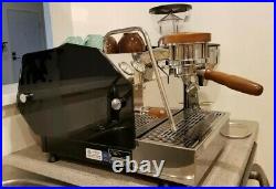 La Marzocco GS3 AV 1 Group Espresso Machine & LUX Espresso Grinder
